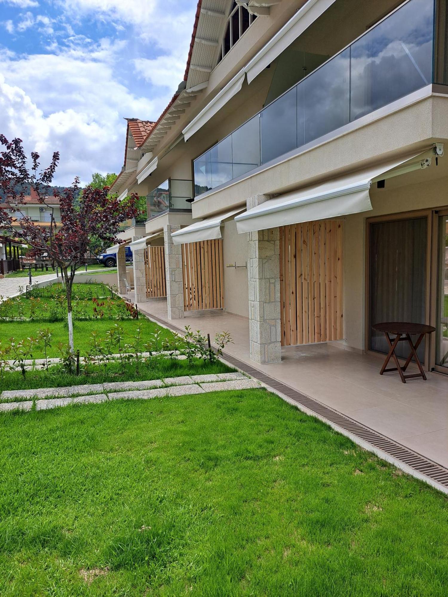 Haus Platanos Apartments & Bungalows By The Sea Vourvourou Esterno foto